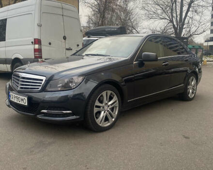 Чорний Мерседес Ц-Клас, об'ємом двигуна 3 л та пробігом 232 тис. км за 12800 $, фото 19 на Automoto.ua