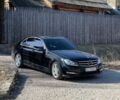 Чорний Мерседес Ц-Клас, об'ємом двигуна 3 л та пробігом 261 тис. км за 11900 $, фото 1 на Automoto.ua
