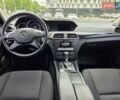 Черный Мерседес Ц-Класс, объемом двигателя 2.14 л и пробегом 190 тыс. км за 11700 $, фото 18 на Automoto.ua