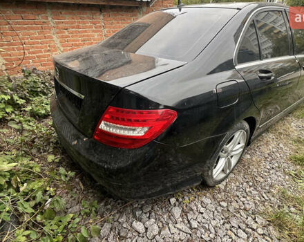 Черный Мерседес Ц-Класс, объемом двигателя 1.8 л и пробегом 189 тыс. км за 5100 $, фото 12 на Automoto.ua