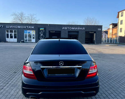 Черный Мерседес Ц-Класс, объемом двигателя 1.8 л и пробегом 189 тыс. км за 5100 $, фото 18 на Automoto.ua