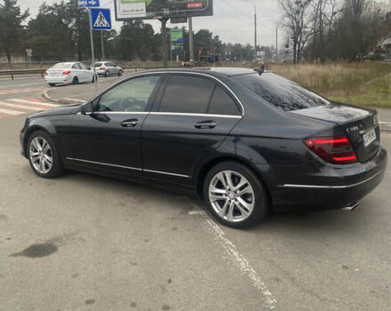 Чорний Мерседес Ц-Клас, об'ємом двигуна 3 л та пробігом 232 тис. км за 12800 $, фото 44 на Automoto.ua