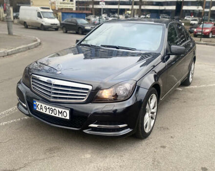 Чорний Мерседес Ц-Клас, об'ємом двигуна 3 л та пробігом 232 тис. км за 12800 $, фото 46 на Automoto.ua