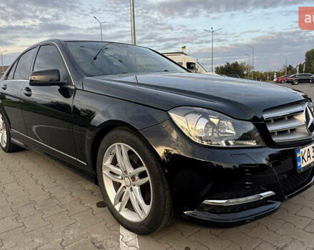 Мерседес Ц-Класс 2012 в Киеве на Automoto.ua Черный Мерседес Ц-Класс, объемом двигателя 1.8 л и пробегом 249 тыс. км за 10900 $, фото 6 на Automoto.ua