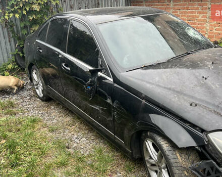 Черный Мерседес Ц-Класс, объемом двигателя 1.8 л и пробегом 189 тыс. км за 5100 $, фото 10 на Automoto.ua