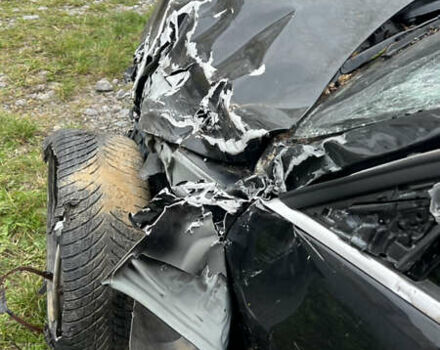 Черный Мерседес Ц-Класс, объемом двигателя 1.8 л и пробегом 189 тыс. км за 5100 $, фото 4 на Automoto.ua