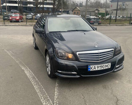 Чорний Мерседес Ц-Клас, об'ємом двигуна 3 л та пробігом 232 тис. км за 12800 $, фото 40 на Automoto.ua