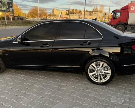 Мерседес Ц-Класс 2012 в Тернополе на Automoto.ua Черный Мерседес Ц-Класс, объемом двигателя 1.8 л и пробегом 174 тыс. км за 11999 $, фото 6 на Automoto.ua