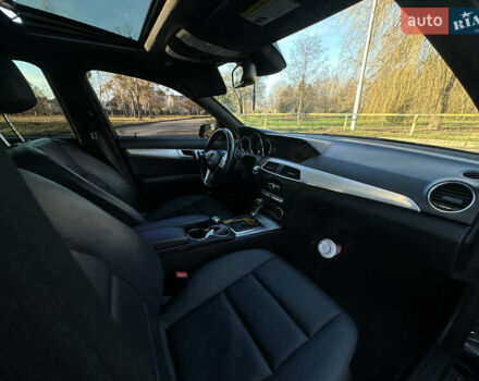 Черный Мерседес Ц-Класс, объемом двигателя 1.8 л и пробегом 229 тыс. км за 9800 $, фото 21 на Automoto.ua