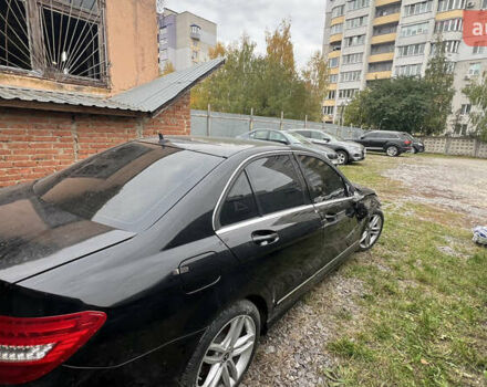 Черный Мерседес Ц-Класс, объемом двигателя 1.8 л и пробегом 189 тыс. км за 5100 $, фото 1 на Automoto.ua