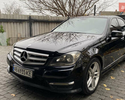 Чорний Мерседес Ц-Клас, об'ємом двигуна 1.8 л та пробігом 270 тис. км за 11700 $, фото 1 на Automoto.ua