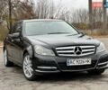 Черный Мерседес Ц-Класс, объемом двигателя 2.14 л и пробегом 222 тыс. км за 11900 $, фото 1 на Automoto.ua