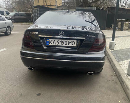 Чорний Мерседес Ц-Клас, об'ємом двигуна 3 л та пробігом 232 тис. км за 12800 $, фото 22 на Automoto.ua