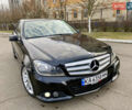Чорний Мерседес Ц-Клас, об'ємом двигуна 1.8 л та пробігом 135 тис. км за 9900 $, фото 1 на Automoto.ua