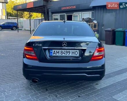 Черный Мерседес Ц-Класс, объемом двигателя 1.8 л и пробегом 243 тыс. км за 10900 $, фото 3 на Automoto.ua