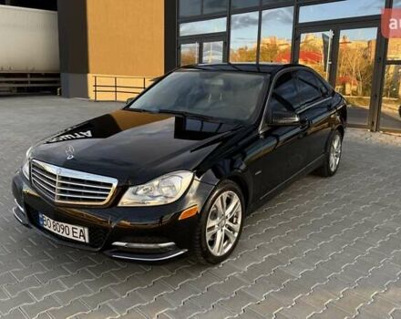 Мерседес Ц-Класс 2012 в Тернополе на Automoto.ua Черный Мерседес Ц-Класс, объемом двигателя 1.8 л и пробегом 174 тыс. км за 11999 $, фото 3 на Automoto.ua