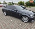 Черный Мерседес Ц-Класс, объемом двигателя 2.14 л и пробегом 190 тыс. км за 11700 $, фото 2 на Automoto.ua