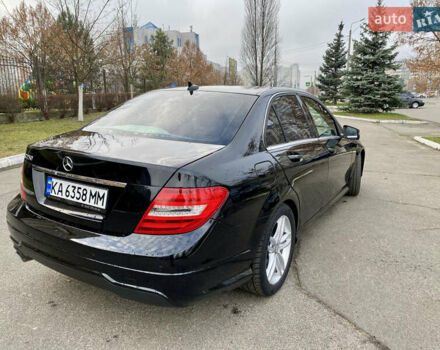 Чорний Мерседес Ц-Клас, об'ємом двигуна 1.8 л та пробігом 135 тис. км за 9900 $, фото 3 на Automoto.ua