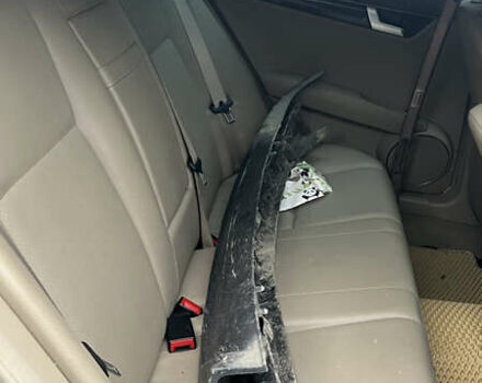 Черный Мерседес Ц-Класс, объемом двигателя 1.8 л и пробегом 189 тыс. км за 5100 $, фото 9 на Automoto.ua