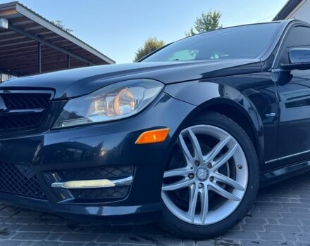 Чорний Мерседес Ц-Клас, об'ємом двигуна 1.8 л та пробігом 230 тис. км за 12600 $, фото 1 на Automoto.ua