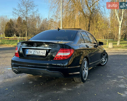 Черный Мерседес Ц-Класс, объемом двигателя 1.8 л и пробегом 229 тыс. км за 9800 $, фото 10 на Automoto.ua