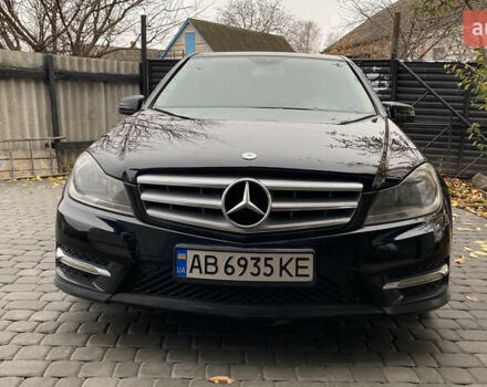 Чорний Мерседес Ц-Клас, об'ємом двигуна 1.8 л та пробігом 270 тис. км за 11700 $, фото 6 на Automoto.ua