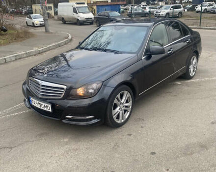 Чорний Мерседес Ц-Клас, об'ємом двигуна 3 л та пробігом 232 тис. км за 12800 $, фото 45 на Automoto.ua