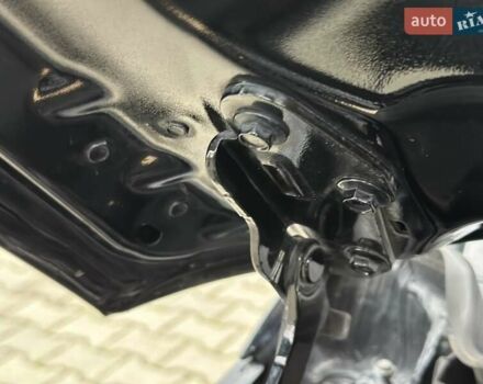 Черный Мерседес Ц-Класс, объемом двигателя 1.6 л и пробегом 208 тыс. км за 12800 $, фото 106 на Automoto.ua