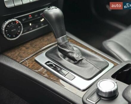 Черный Мерседес Ц-Класс, объемом двигателя 1.6 л и пробегом 208 тыс. км за 12800 $, фото 44 на Automoto.ua