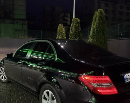 Чорний Мерседес Ц-Клас, об'ємом двигуна 2.2 л та пробігом 220 тис. км за 12400 $, фото 10 на Automoto.ua