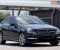 Черный Мерседес Ц-Класс, объемом двигателя 3 л и пробегом 280 тыс. км за 14100 $, фото 1 на Automoto.ua
