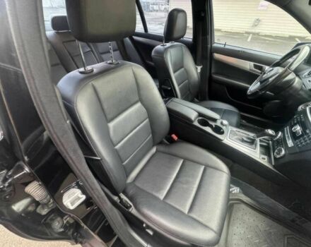 Черный Мерседес Ц-Класс, объемом двигателя 1.8 л и пробегом 87 тыс. км за 5000 $, фото 10 на Automoto.ua