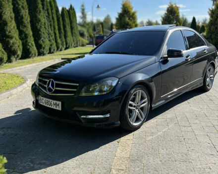 Чорний Мерседес Ц-Клас, об'ємом двигуна 1.8 л та пробігом 156 тис. км за 12800 $, фото 4 на Automoto.ua