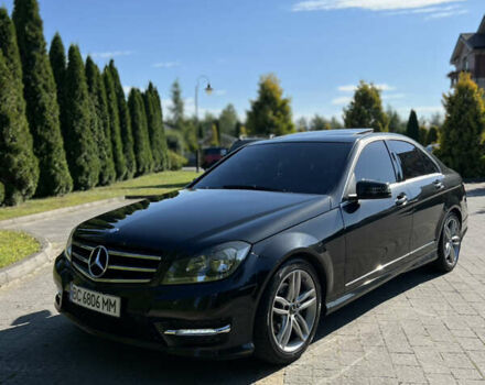 Чорний Мерседес Ц-Клас, об'ємом двигуна 1.8 л та пробігом 156 тис. км за 12800 $, фото 2 на Automoto.ua