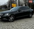 Чорний Мерседес Ц-Клас, об'ємом двигуна 2.15 л та пробігом 295 тис. км за 9850 $, фото 1 на Automoto.ua