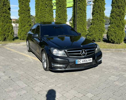 Черный Мерседес Ц-Класс, объемом двигателя 1.8 л и пробегом 154 тыс. км за 12800 $, фото 5 на Automoto.ua