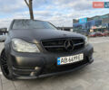 Чорний Мерседес Ц-Клас, об'ємом двигуна 2.15 л та пробігом 225 тис. км за 15200 $, фото 1 на Automoto.ua