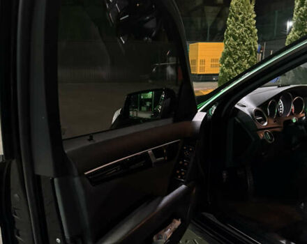 Чорний Мерседес Ц-Клас, об'ємом двигуна 2.2 л та пробігом 220 тис. км за 12400 $, фото 25 на Automoto.ua