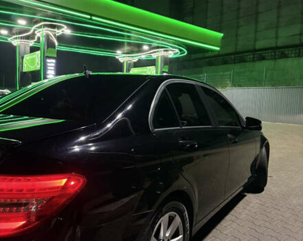 Чорний Мерседес Ц-Клас, об'ємом двигуна 2.2 л та пробігом 220 тис. км за 12400 $, фото 8 на Automoto.ua