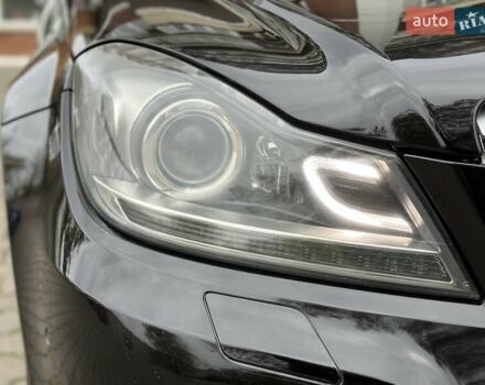 Черный Мерседес Ц-Класс, объемом двигателя 1.6 л и пробегом 208 тыс. км за 12800 $, фото 97 на Automoto.ua