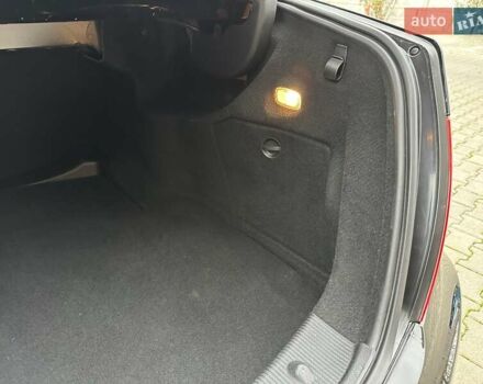 Черный Мерседес Ц-Класс, объемом двигателя 1.6 л и пробегом 208 тыс. км за 12800 $, фото 82 на Automoto.ua