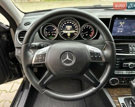 Черный Мерседес Ц-Класс, объемом двигателя 1.6 л и пробегом 208 тыс. км за 12800 $, фото 33 на Automoto.ua