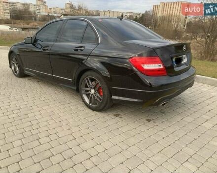 Черный Мерседес Ц-Класс, объемом двигателя 3.5 л и пробегом 162 тыс. км за 12800 $, фото 5 на Automoto.ua