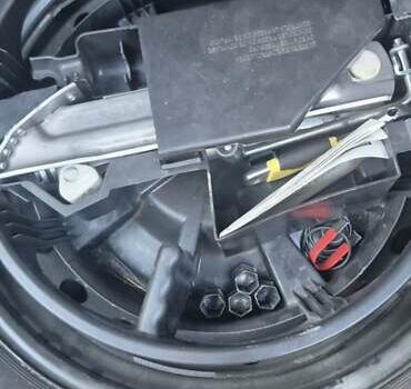 Чорний Мерседес Ц-Клас, об'ємом двигуна 1.8 л та пробігом 152 тис. км за 9800 $, фото 15 на Automoto.ua