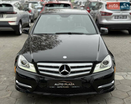 Чорний Мерседес Ц-Клас, об'ємом двигуна 1.8 л та пробігом 111 тис. км за 12900 $, фото 1 на Automoto.ua