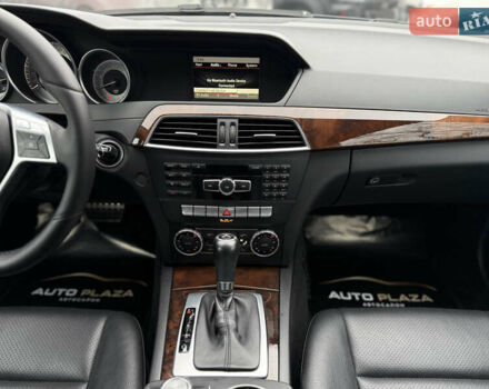 Чорний Мерседес Ц-Клас, об'ємом двигуна 1.8 л та пробігом 111 тис. км за 12900 $, фото 42 на Automoto.ua