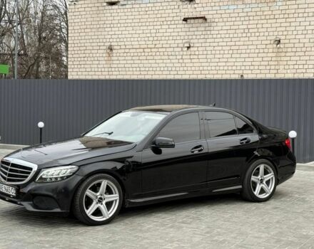 Черный Мерседес Ц-Класс, объемом двигателя 1.8 л и пробегом 110 тыс. км за 8500 $, фото 1 на Automoto.ua