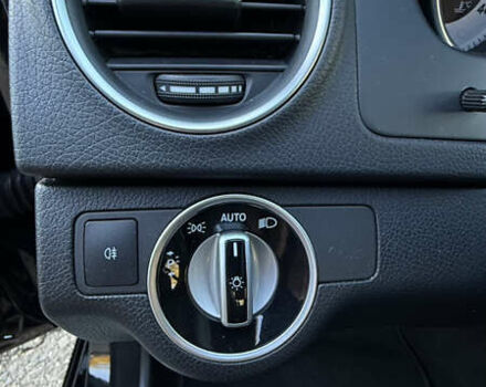 Чорний Мерседес Ц-Клас, об'ємом двигуна 1.8 л та пробігом 112 тис. км за 12900 $, фото 28 на Automoto.ua