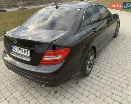 Черный Мерседес Ц-Класс, объемом двигателя 3.5 л и пробегом 162 тыс. км за 12800 $, фото 16 на Automoto.ua