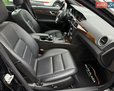 Чорний Мерседес Ц-Клас, об'ємом двигуна 1.8 л та пробігом 111 тис. км за 12900 $, фото 37 на Automoto.ua